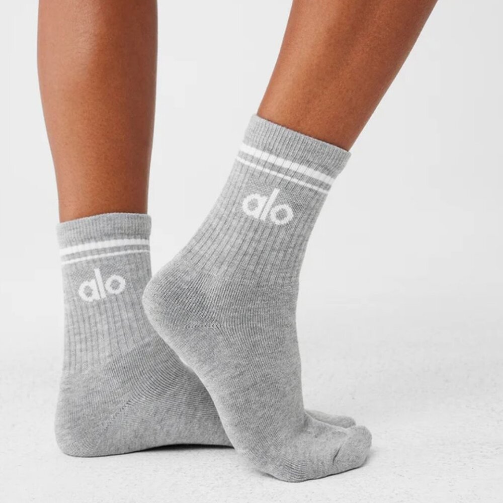 ALO Yoga Unisex Half-Crew Socks in Gray/White - NEW